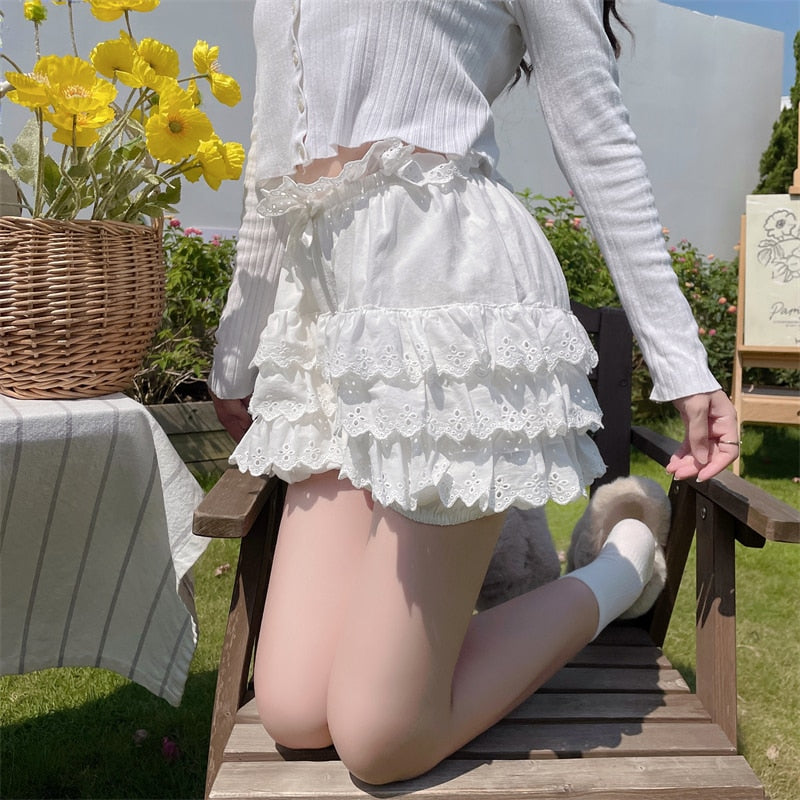 Princesscore Lace Ruffle Bloomer Shorts