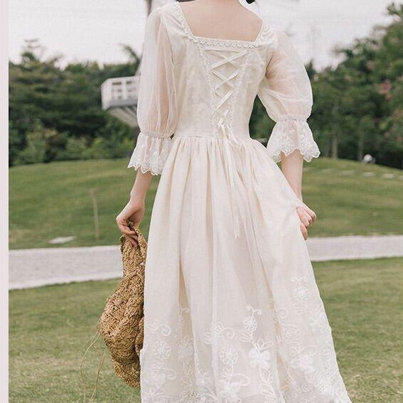 Keira Vintage-Aesthetic Princess Fairy Dress 