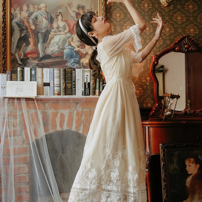 Keira Vintage-Aesthetic Princess Fairy Dress