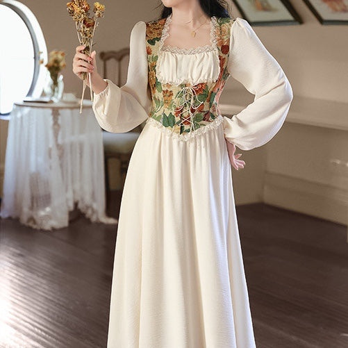 Loretta Candle-Wood Vintage-style Tapestry Dress 