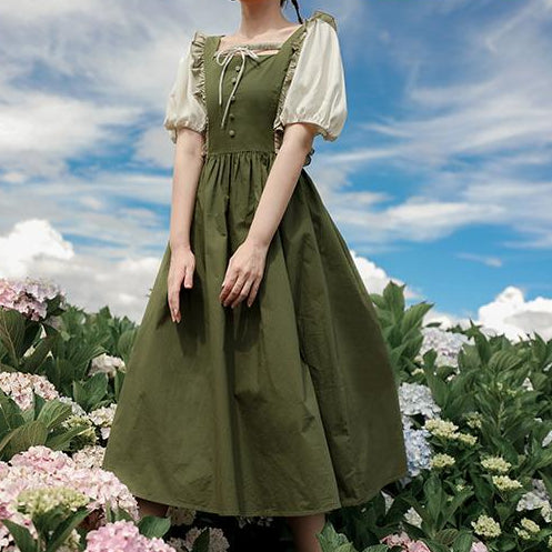 The Green Witch Cottagecore Dress (Plus Sizes)