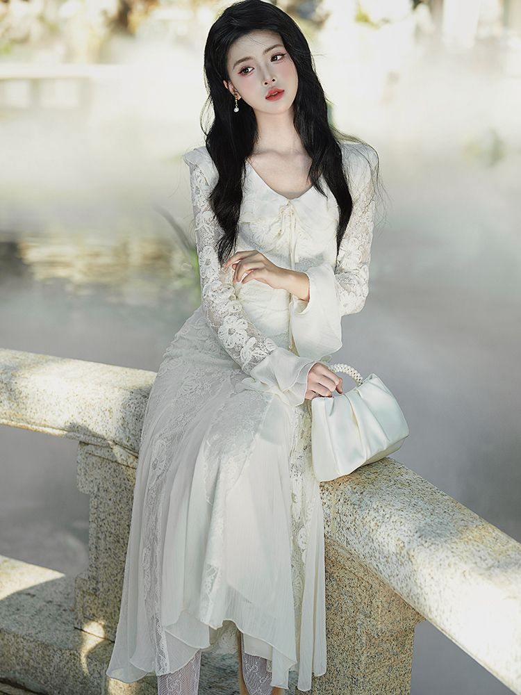 Eleonora Petal Lace Fairycore Dress