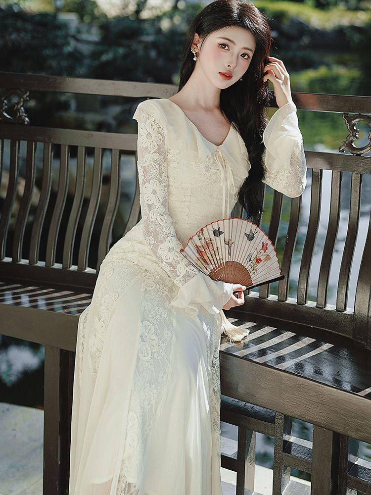 Eleonora Petal Lace Fairycore Dress