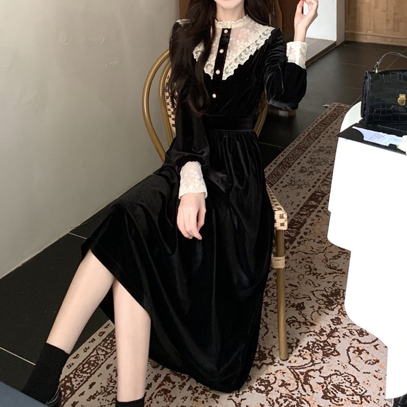 Ignea Dark Aesthetic Witchy Romantic Goth Velvet Dress (Plus Sizes)