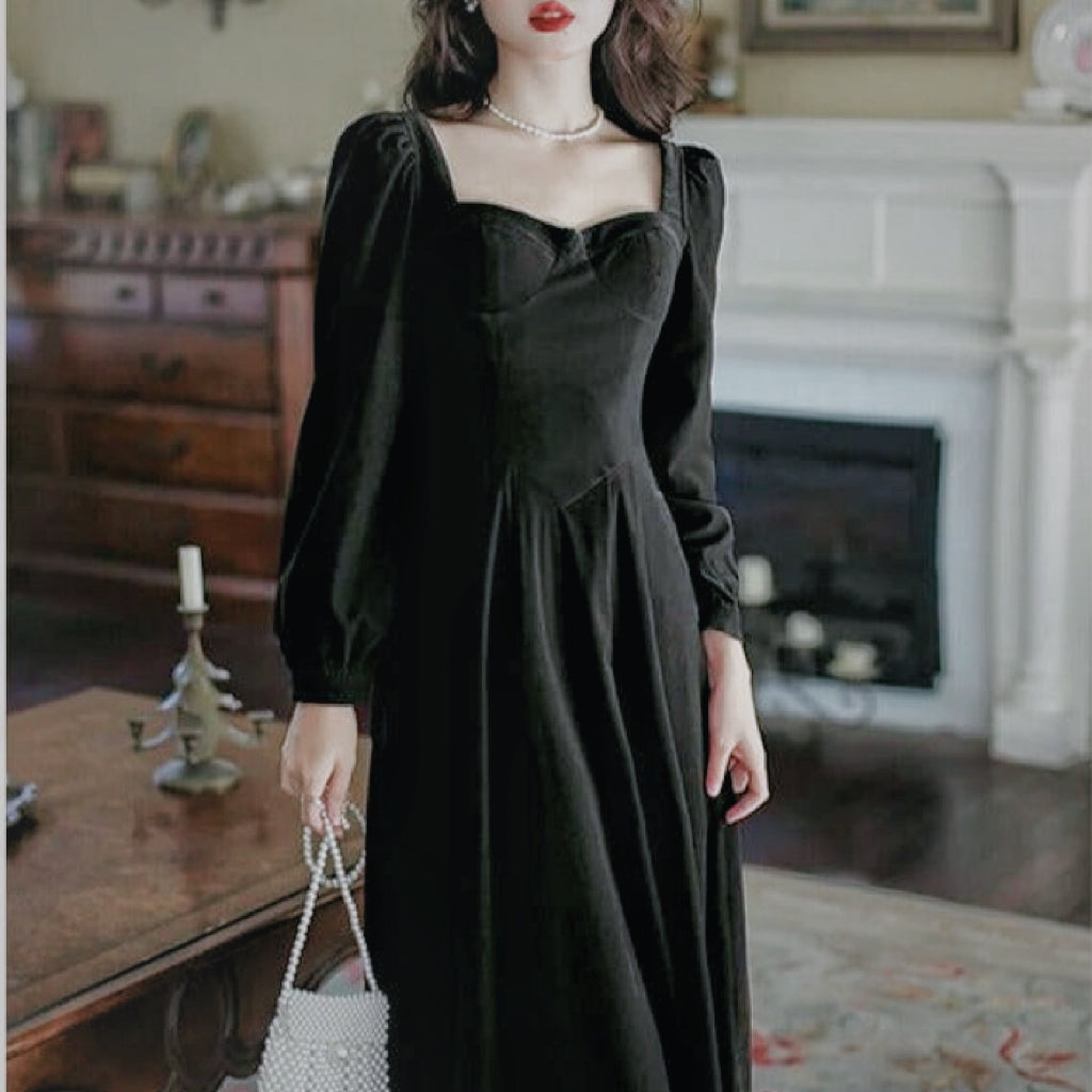 Plus Size Gothic Victorian Witch Black Long Velvet Dress