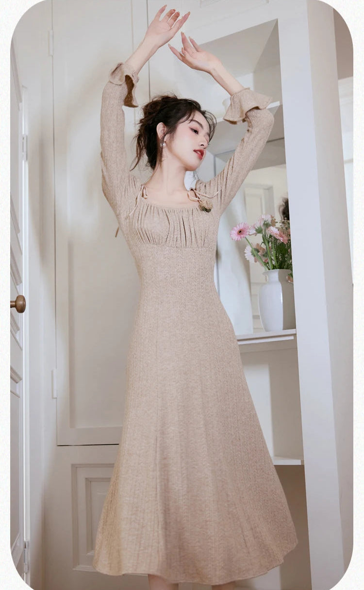Long Sleeve winter Dress with long flared sleeves Long Sleeve winter Dress with long flared sleeves