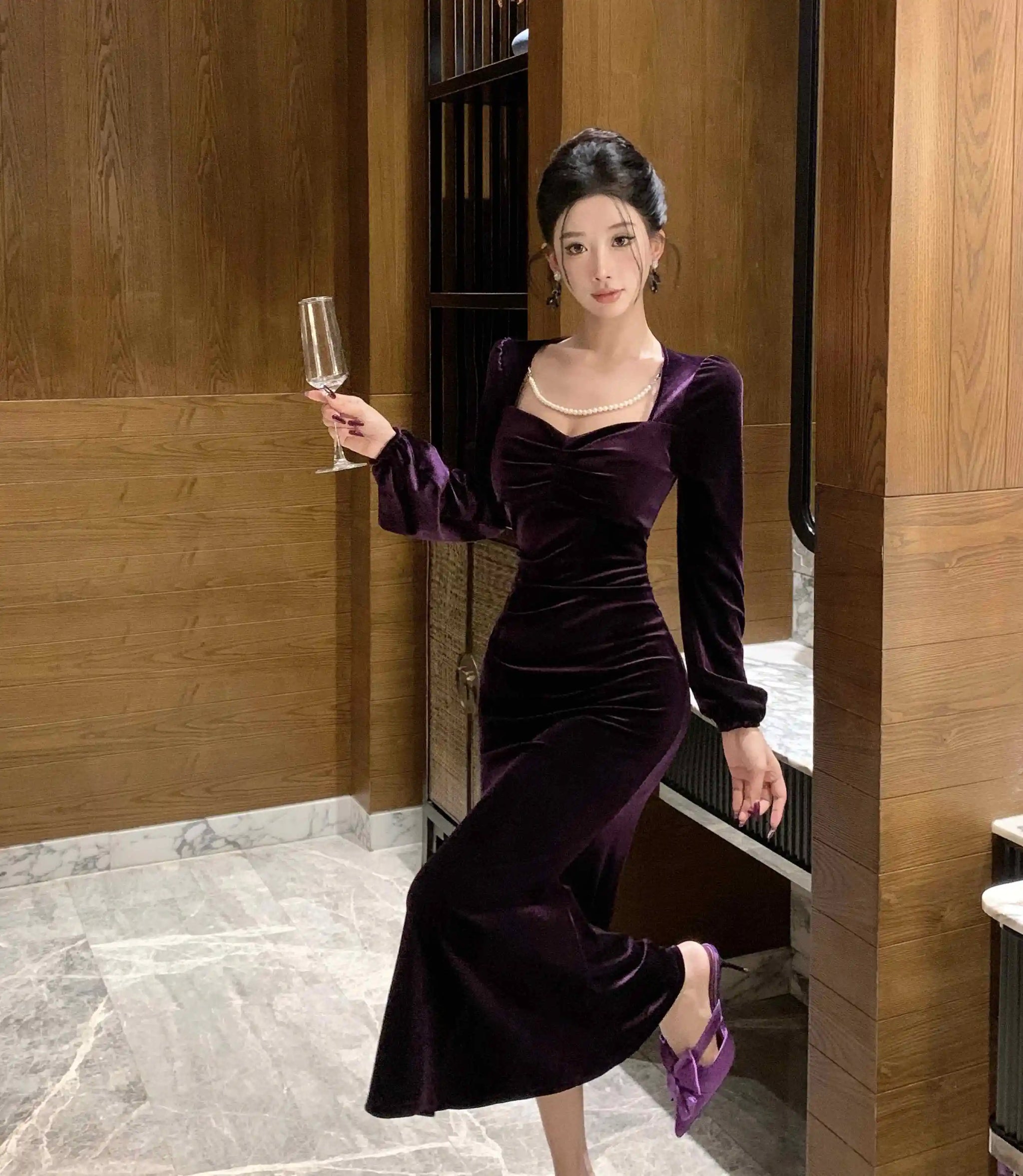 Purple Roseriver Pearl Chain Velvet Dress