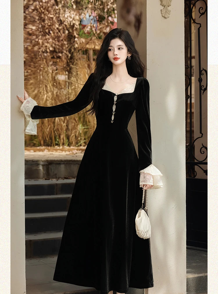 The Mansion Guard Dark Romantic Gothic Velvet Dress