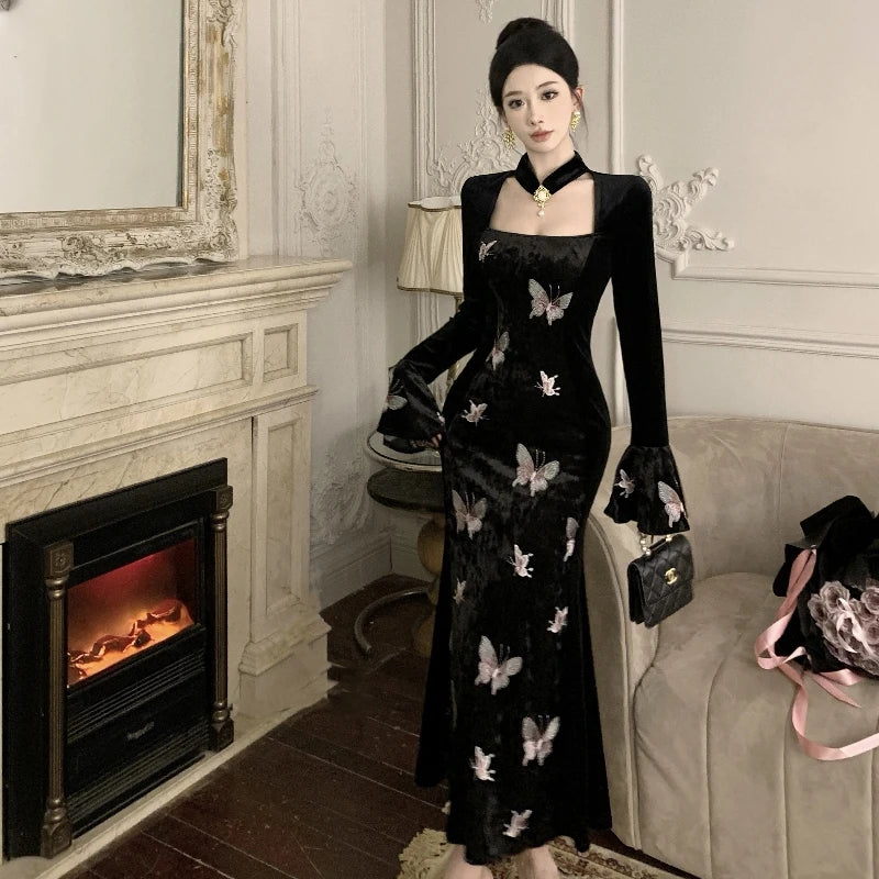 2-Piece Dark Fairy Butterfly Embroidered Velvet Dress with Choker 2-Piece Dark Fairy Butterfly Embroidered Velvet Dress with Choker