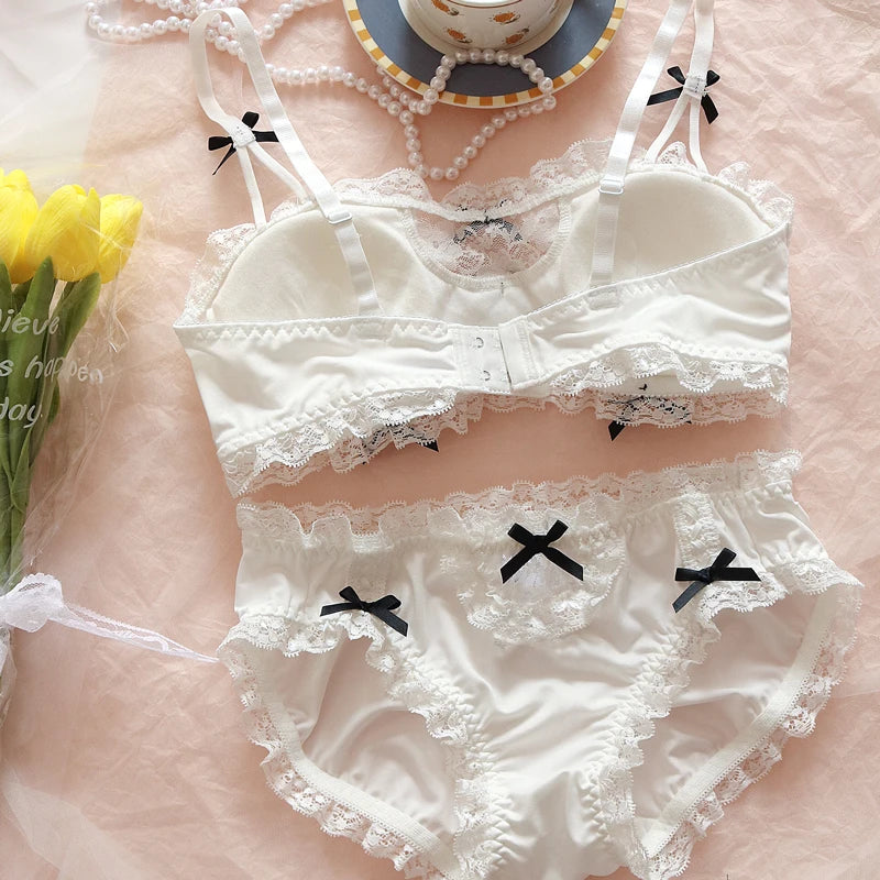 Wonder-Dove Coquette Style Lingerie Set