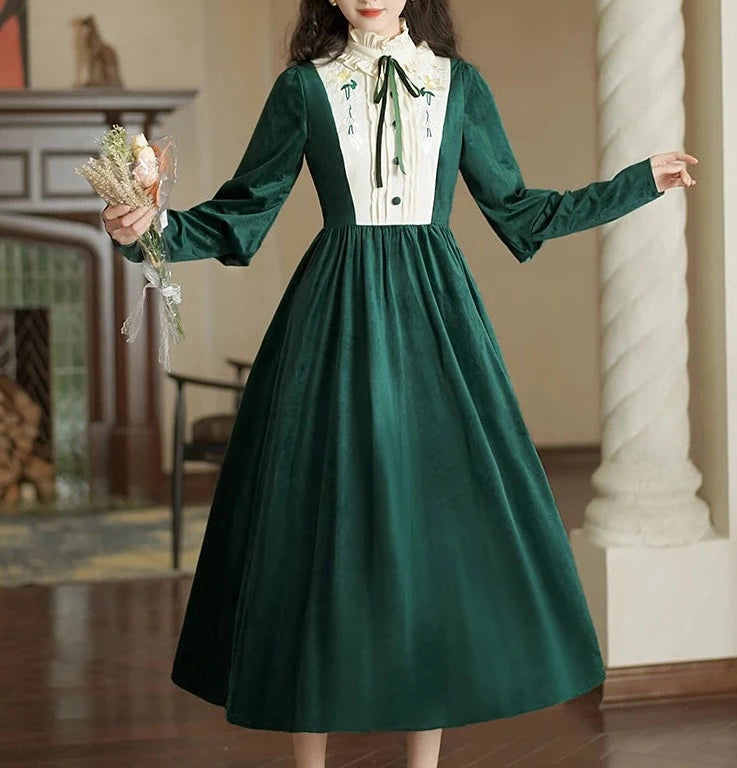 Holiday 2025 vintage dresses