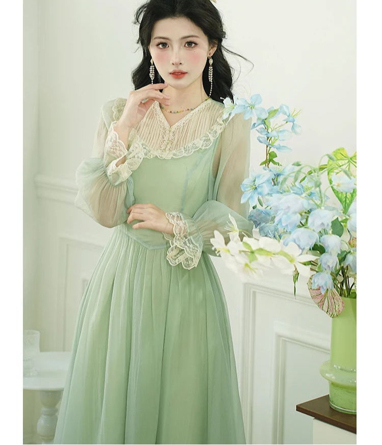 Honey & Lime Meadow Vintage-Inspired Princesscore  Dress