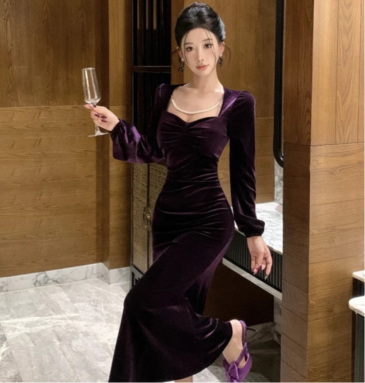 Purple Roseriver Pearl Chain Velvet Dress