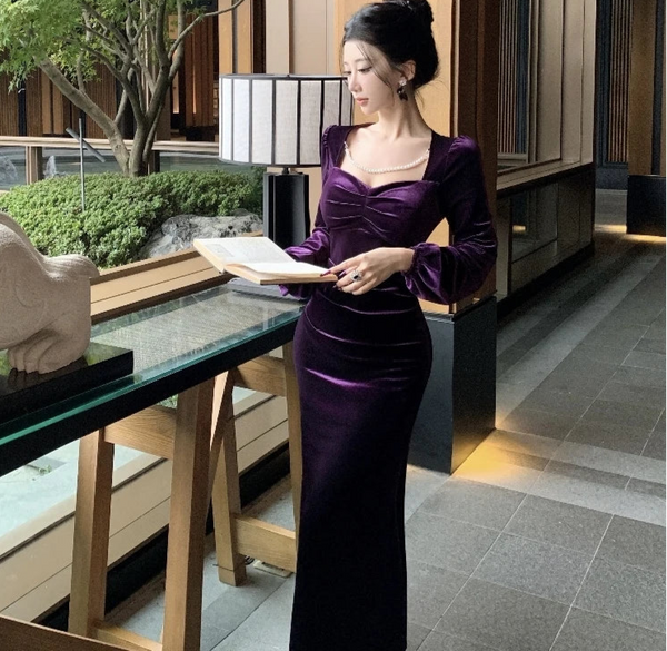 Purple Roseriver Pearl Chain Velvet Dress