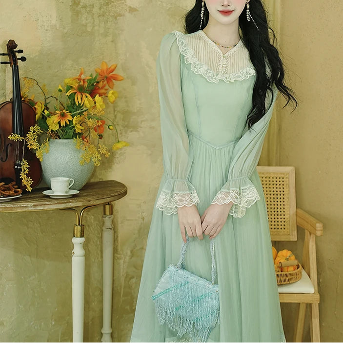Honey & Lime Meadow Vintage-Inspired Princesscore  Dress