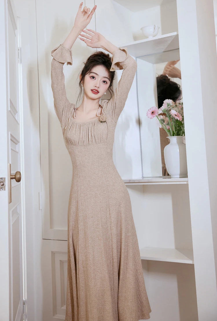 Long Sleeve winter Dress with long flared sleeves Long Sleeve winter Dress with long flared sleeves