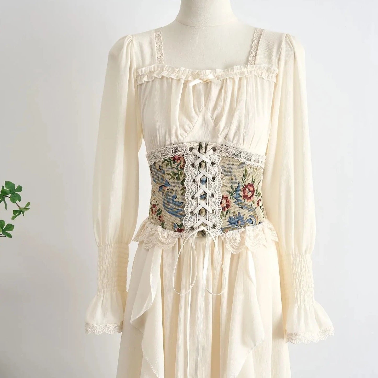 Vintage Tapestry Lace Underbust Belt Vintage Cottagecore Corset Belt Vintage Tapestry Lace Underbust Belt Vintage Cottagecore Corset Belt