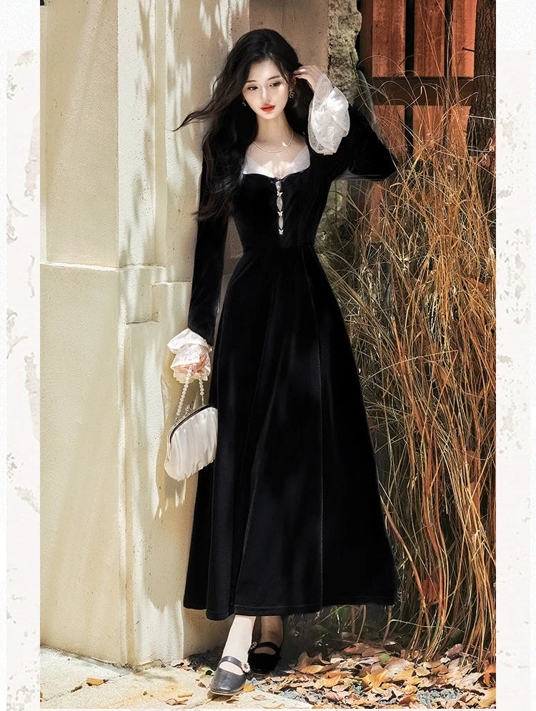 The Mansion Guard Dark Romantic Gothic Velvet Dress