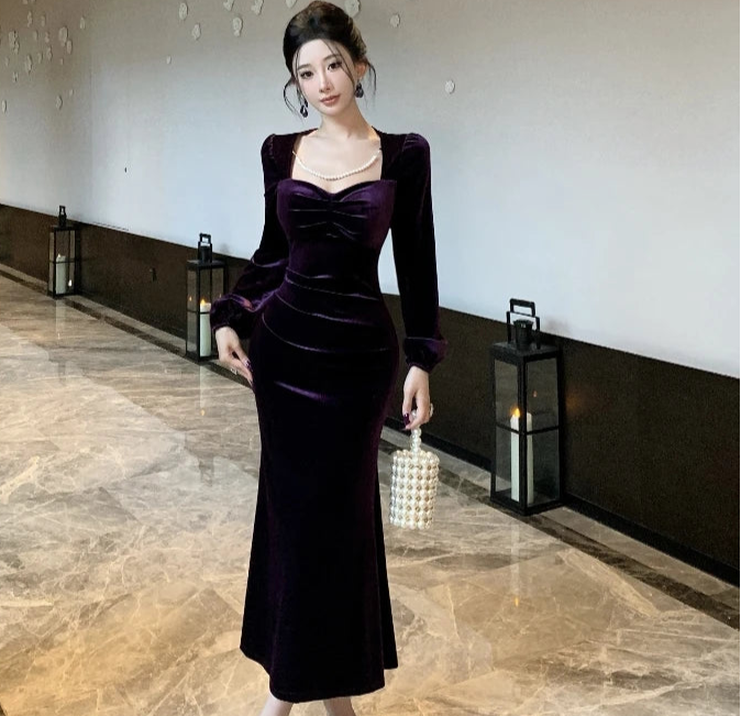 Purple Roseriver Pearl Chain Velvet Dress