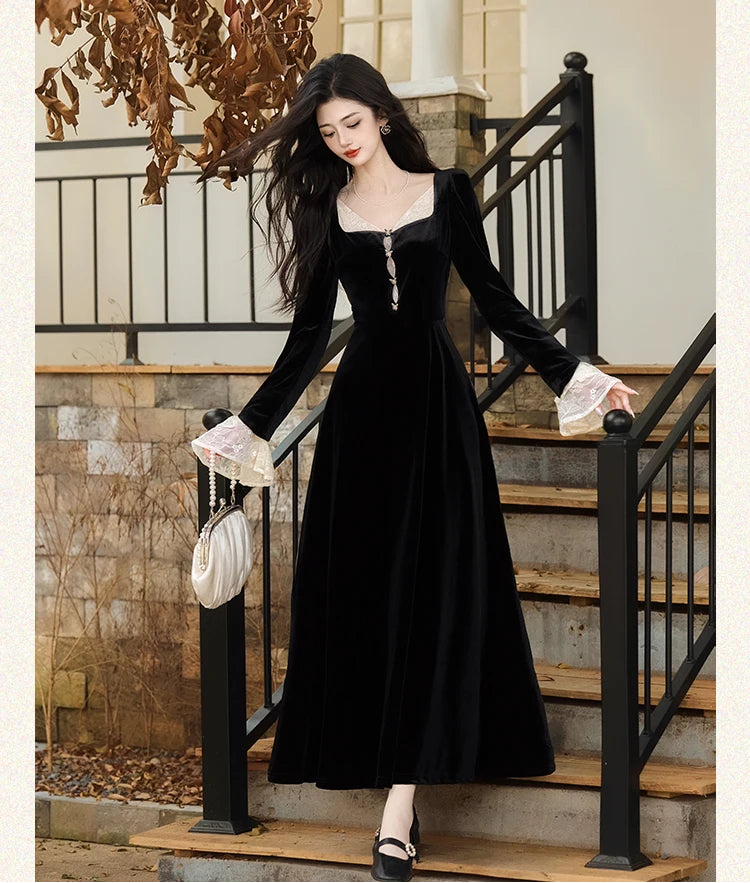 The Mansion Guard Dark Romantic Gothic Velvet Dress