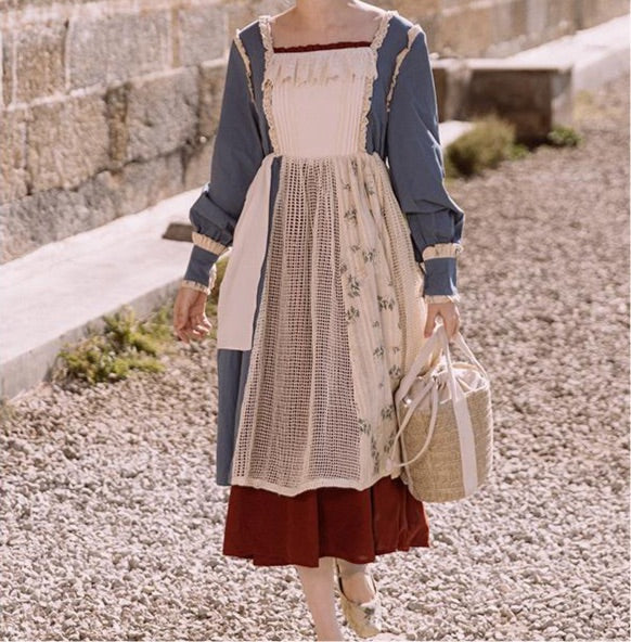 Arabelle Witchy Vintage-style Cottagecore Dress 