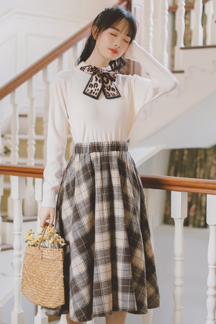 Vintage Inspired Plaid Skirt - ApolloBox