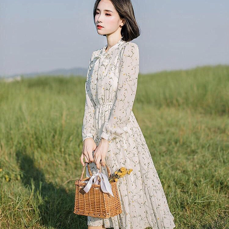 https://deerdoll.com/cdn/shop/products/Fern-Valley-Cottagecore-Mori-Girl-Soft-Floral-Chiffon-Dress-547_2048x.jpg?v=1704592443