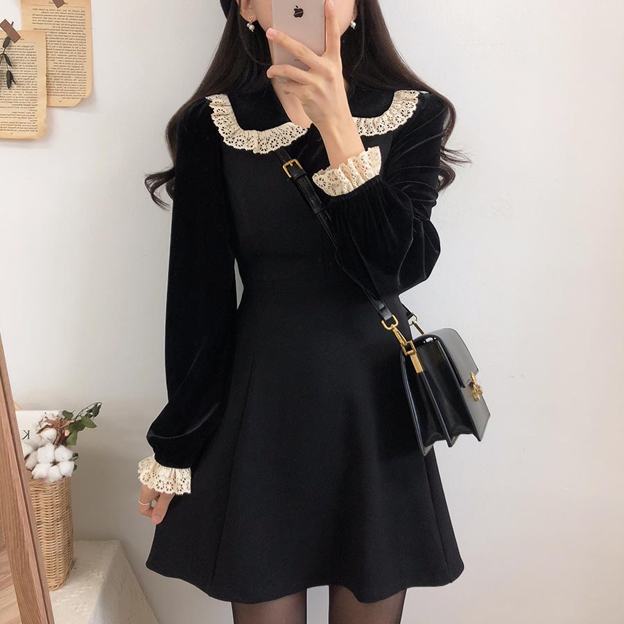 Velvet Lace Romantic Vintage Style Blouse Dark Academia Fashion Velvet Lace Romantic Vintage Style Blouse Dark Academia Fashion